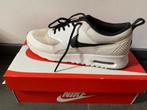 Nike Air Max Thea maat 39 zwart/wit, Ophalen, Gebruikt, Meisje, Schoenen