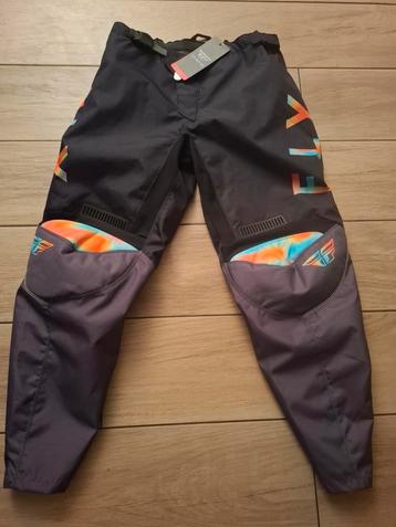 FLY WMN F-16 Crossbroek Maat 13/14(158) Nieuw!  beschikbaar voor biedingen