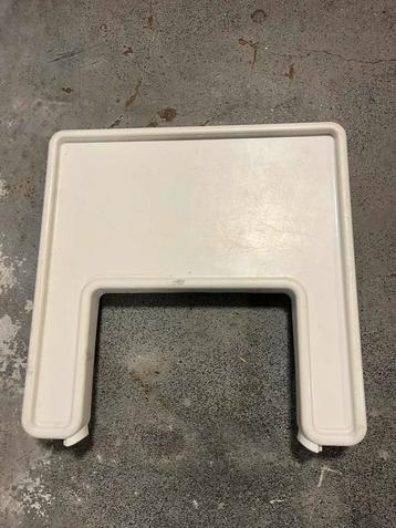 Kinderstoel IKEA tafelblad beschikbaar voor biedingen