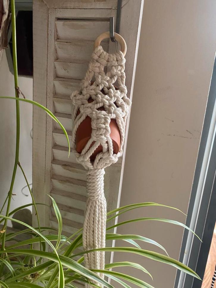 Macramé Plantenhanger - Boho Stijl, Tuin en Terras, Bloempotten, Nieuw, Overige materialen, Binnen, 40 tot 70 cm, Minder dan 25 cm