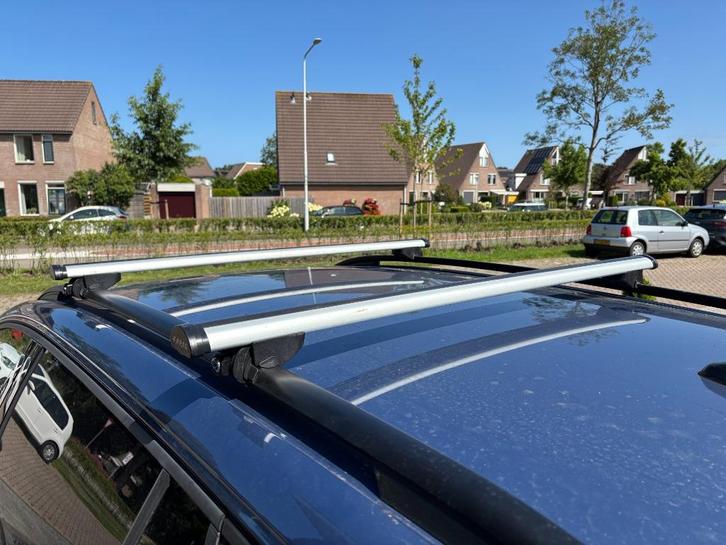 Skoda Octavia Combi nw mdl vanaf 2021 platte rails, Auto diversen, Dakdragers, Zo goed als nieuw, Ophalen