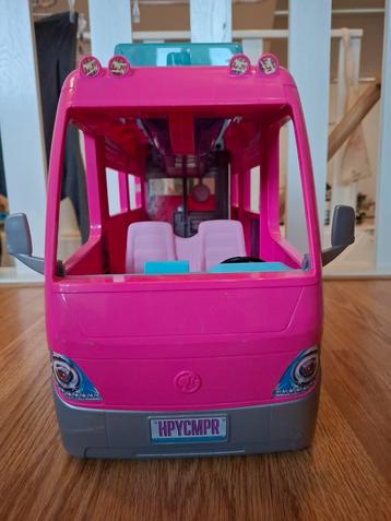 Barbiecamper met glijbaan beschikbaar voor biedingen