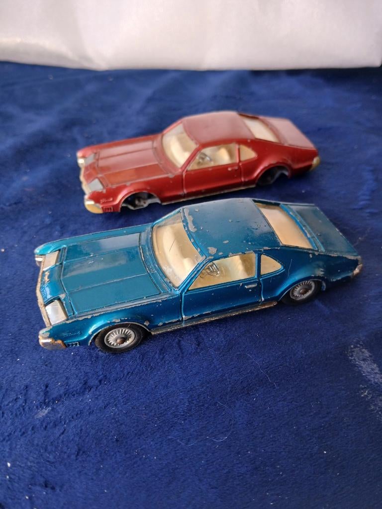 Oldsmobile Toronado.  Corgi toys,  vanaf €5.50, Hobby en Vrije tijd, Modelauto's | 1:43, Ophalen of Verzenden, Gebruikt, Auto