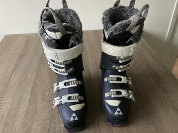 Ski schoenen van FISHER maat 23,5 beschikbaar voor biedingen