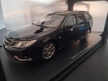 Saab 9-3 Sport Combi 2009 Schaal 1:18
 beschikbaar voor biedingen