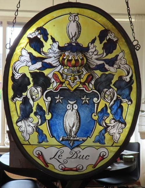 Uit inboedel: Gebrandschilderd familiewapen Le Duc, incl ver, Antiek en Kunst, Antiek | Glas en Kristal, Verzenden