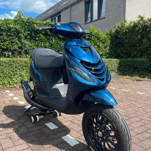 Piaggio zip 172cc AC A1, Fietsen en Brommers, Scooters | Piaggio, Zo goed als nieuw, Zip, Benzine, Ophalen