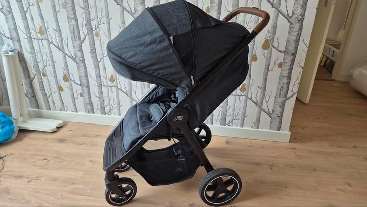 Britax romer b-agile M wandelwagen, Kinderen en Baby's, Buggy's, Zo goed als nieuw, Regenhoes, Ophalen of Verzenden