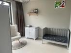 Baby peuter bed, vintage grijs, kast, Ophalen, Zo goed als nieuw, Jongetje of Meisje