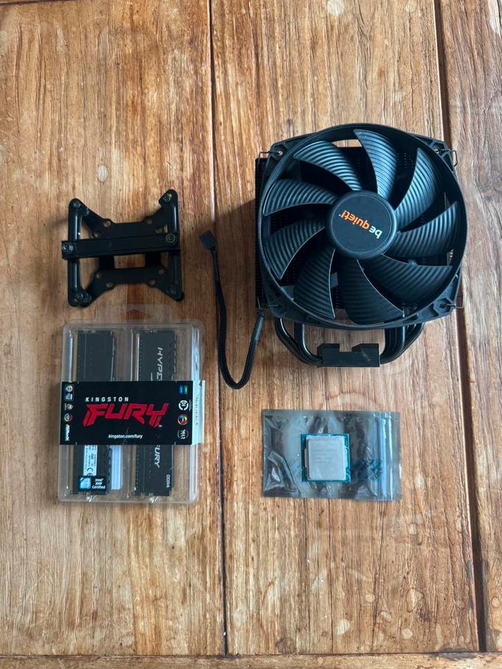 Intel i7 11700k + Cooler + 2 x 8 DDR4 3200mhz, Upgrade set, Computers en Software, Processors, Zo goed als nieuw, Ophalen of Verzenden