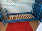 Blauw metalen kinderbed 96x206cm buitenmaat, Gebruikt, Ophalen, Matras