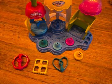 Play-doh sweet factory  beschikbaar voor biedingen