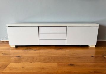 Tv meubel en salontafel