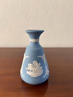 Vintage Wedgwood Jasperware vaasje / knopvaas., Ophalen of Verzenden