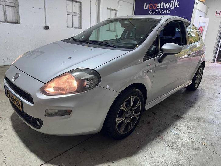 Fiat - Punto Evo - 0.9 TwinAir Lounge - 7-TXR-55, Auto's, Fiat, Bedrijf, Punto EVO, Overige brandstoffen, Euro 6, A, MPV, Handgeschakeld