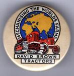 David Brown tractors button ( D_552 ), Verzenden, Nieuw, Transport, Speldje of Pin