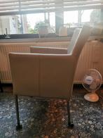 2x eetkamerstoel, Ophalen, Kunststof, Gebruikt, Twee