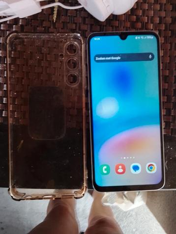 Nieuwe Samsung o5 s  beschikbaar voor biedingen