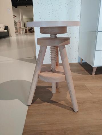 Ms-h Hocker Light Rose 10720-24 beschikbaar voor biedingen