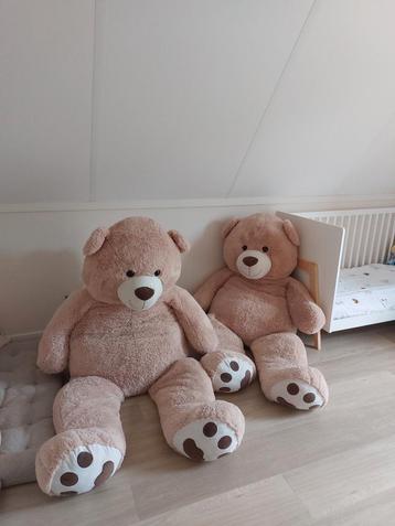 Twee grote teddyberen XXL 190cm beschikbaar voor biedingen