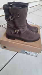Uggs waterdicht laarzen maat 41, Kleding | Dames, Schoenen, Hoge laarzen, UGG, Bruin, Verzenden