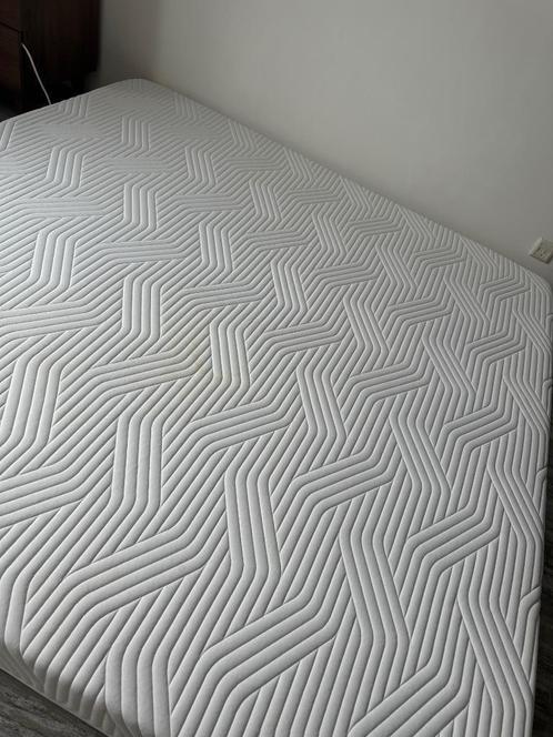 TEMPUR Matras 200X200, Huis en Inrichting, Slaapkamer | Matrassen en Bedbodems, Zo goed als nieuw, Matras, Overige maten, 200 cm