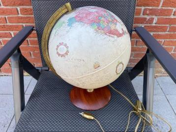 Wereldbol, globe Nova Rico. beschikbaar voor biedingen