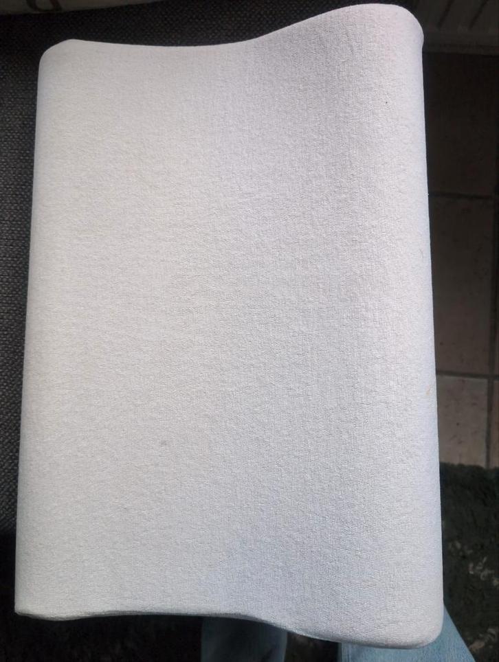 Ergonomisch Hoofdkussen, Huis en Inrichting, Woonaccessoires | Kussens, Zo goed als nieuw, Wit, Rechthoekig, Ophalen of Verzenden