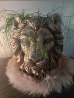 mooie  leeuwen  bloempot, Ophalen of Verzenden, Zo goed als nieuw