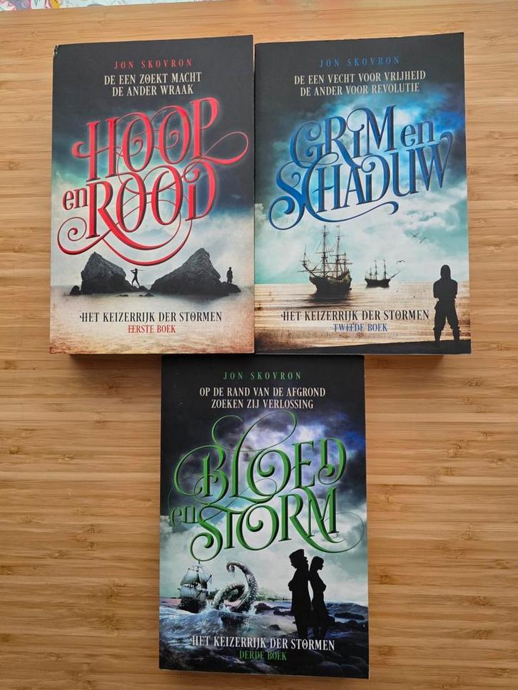 Jon Skovron - trilogie het keizerrijk der stormen compleet, Boeken, Fantasy, Zo goed als nieuw, Ophalen of Verzenden