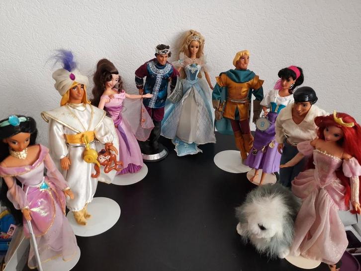 9 Disney/mattel barbie poppen de luxe variant, Verzamelen, Poppen, Zo goed als nieuw, Pop, Ophalen of Verzenden