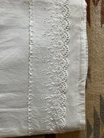 Tweepersoons laken met broderierand, Huis en Inrichting, Ophalen of Verzenden, Gebruikt, Tweepersoons, Wit