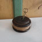 Spoel hout met touw en schaartje origineel diameter 11,5 cm, Antiek en Kunst, Curiosa en Brocante, Ophalen of Verzenden