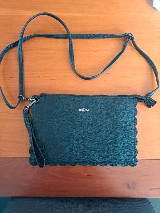 Crossbody tasje Charm London zwart, Sieraden, Tassen en Uiterlijk, Tassen | Damestassen, Nieuw, Schoudertasje, Zwart, Ophalen of Verzenden