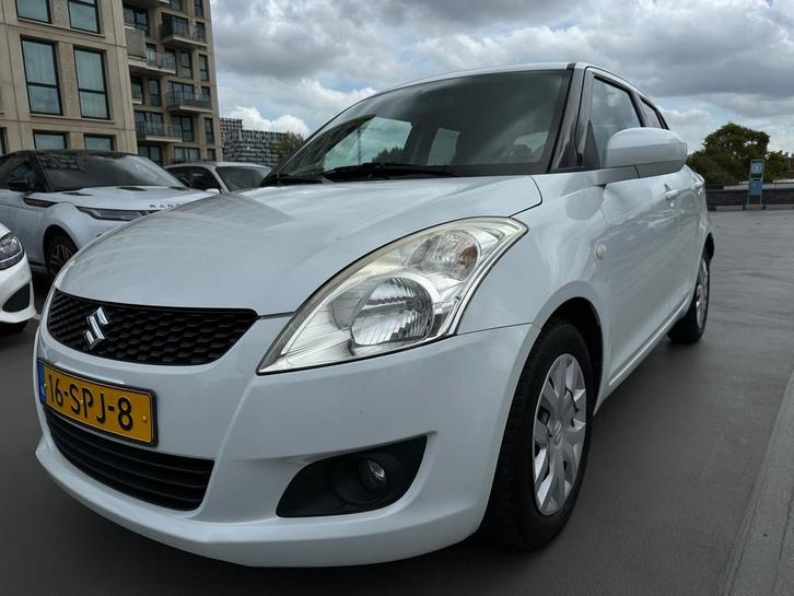 Suzuki Swift 1.2 Exclusive EASSS VolOptie Keyless Bluetooth, Auto's, Suzuki, Bedrijf, Te koop, Swift, ABS, Airbags, Airconditioning