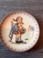 Hummel Bord met Meisje, Ophalen of Verzenden