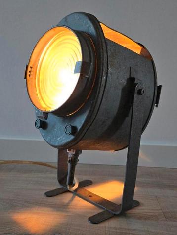 CREMER E.A. PARIS - Vintage Theaterlamp 1940 nieuwstaat. beschikbaar voor biedingen