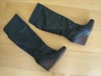 Mooie warme zwart leren laars met sleehak UGG 38 snazzeys, Hoge laarzen, UGG, Verzenden, Zwart