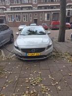 Volvo V60 D6 315pk Plug-in keyless acc, Auto's, 1849 kg, Wit, Particulier, Te koop