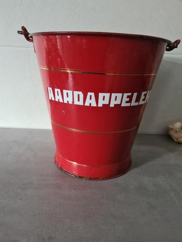 Antieke Emaille Emmer - Decoratief & Functioneel beschikbaar voor biedingen