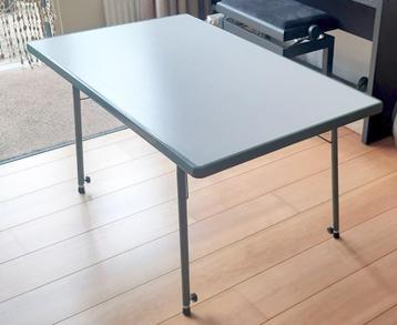 campingtafel 70x115 beschikbaar voor biedingen