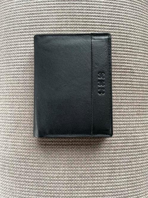 Lederen portemonnee te koop, Sieraden, Tassen en Uiterlijk, Portemonnees, Nieuw, Zwart, Leer, Met knipsluiting, Ophalen of Verzenden