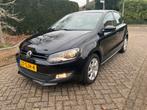 Volkswagen Polo 1.4 16V FSI 63KW 2011 Zwart, Voorwielaandrijving, Stof, 40 €/maand, 4 cilinders