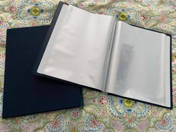 2 Rillstab (50) showmappen A4 voor verzamelingen beschikbaar voor biedingen