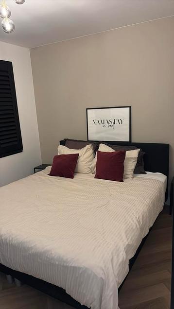 Zwart Tweepersoonsbed 180x200 cm - Zo Goed Als Nieuw beschikbaar voor biedingen