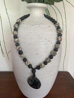 Ketting met lavasteen kralen en jaspis hanger, Zwart, Nieuw, Ophalen of Verzenden, Steen of Mineraal