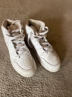Nike Sneakers - Maat 38.5, Kleding | Dames, Schoenen, Ophalen, Wit, Nike air jordan 1 mid, Sneakers of Gympen