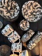 Prachtige jungle set mokjes schalen koffie thee tapas, Huis en Inrichting, Keuken | Servies, Ophalen, Overige stijlen, Glas, Schaal of Schalen