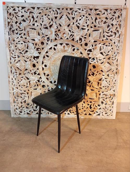 Nieuwe eetkamerstoel leer microvezel zwart en grijs nu €35ps, Huis en Inrichting, Stoelen, Nieuw, Vijf, Zes of meer stoelen, Hout