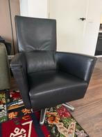Zwarte kalfsleren design fauteuil – Goossens Wonen, Huis en Inrichting, Ophalen, 75 tot 100 cm, Zo goed als nieuw, Modern